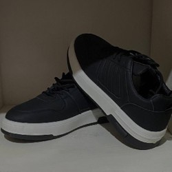 Кроссовки - фото 3