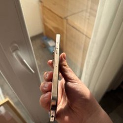 IPhone 16 Pro Max - фото 3