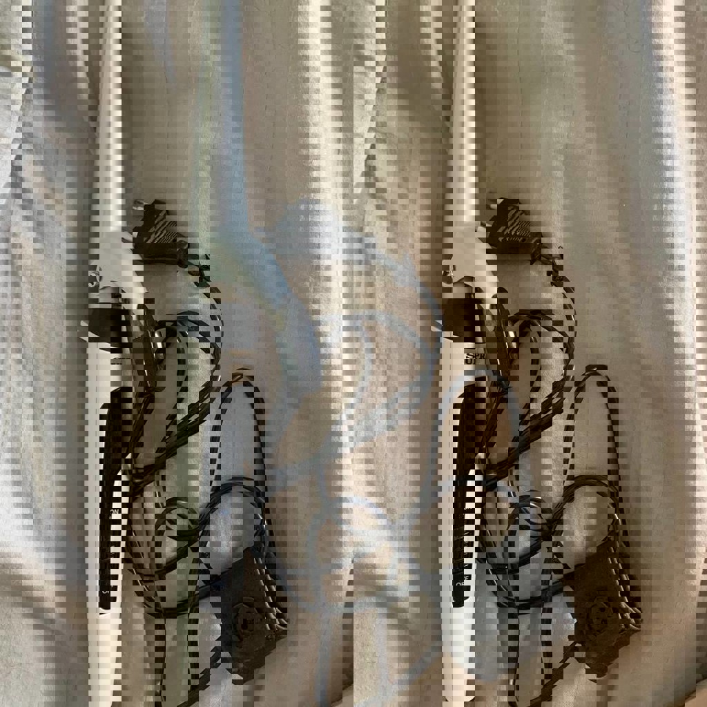 Плойка / утюжок для завивки волос