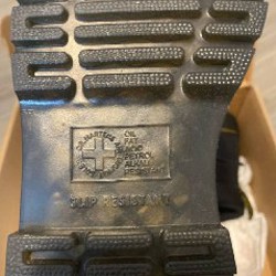 Dr. Martens - фото 2