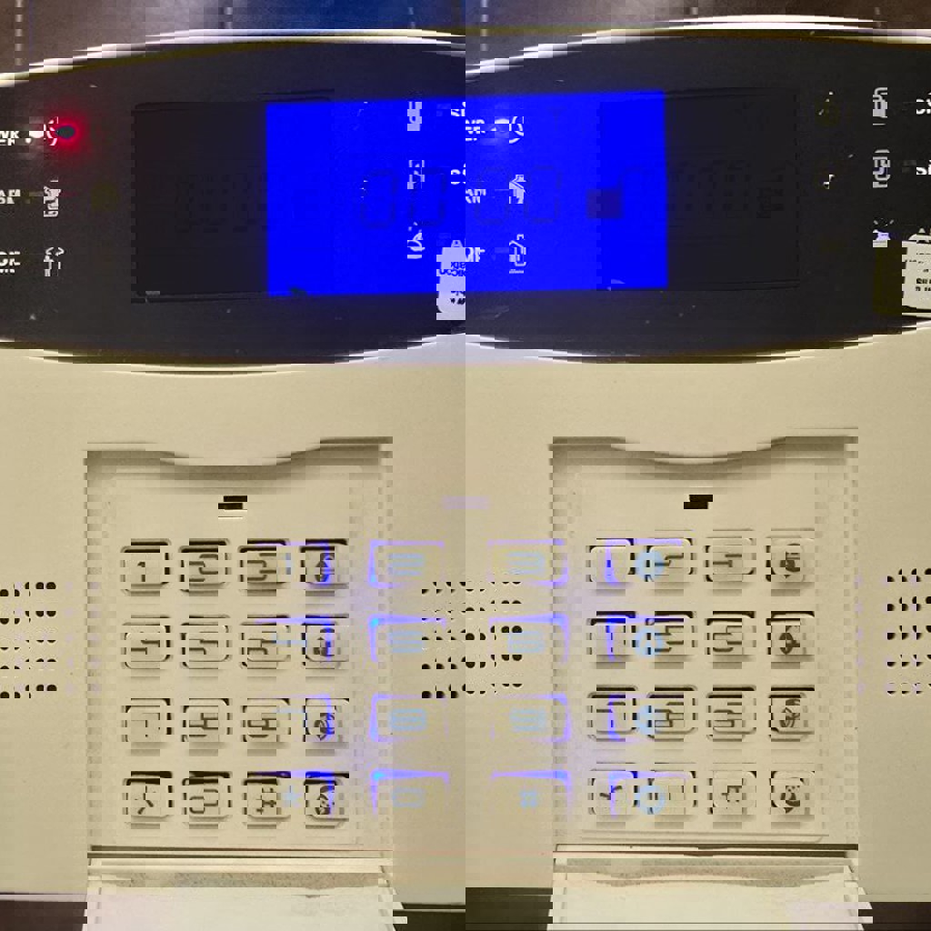 Сигнализация GSM / Alarm System