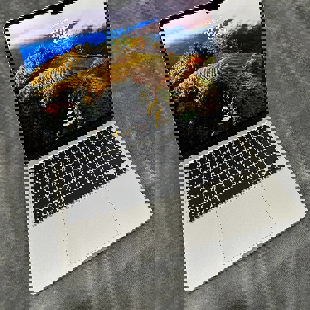 MacBook Air M2 (2022)