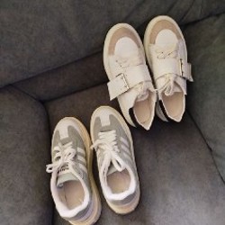 Кроссовки бело-черные - фото 1