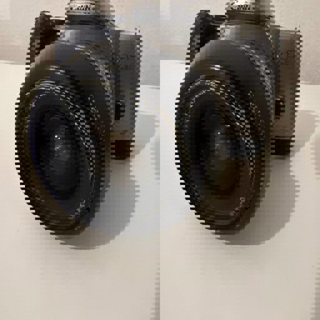 Фотоаппарат Canon EOS 3000