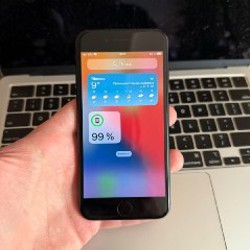 IPhone 7 - фото 1