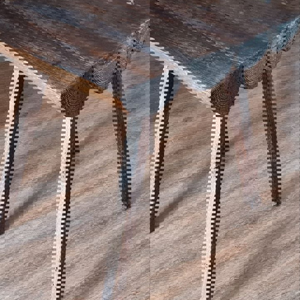 Стол обеденный