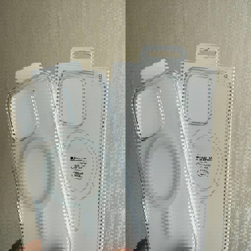 Кейс на Iphone 16 pro