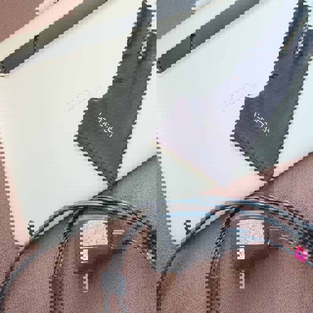 Графический планшет Wacom One DTC 133