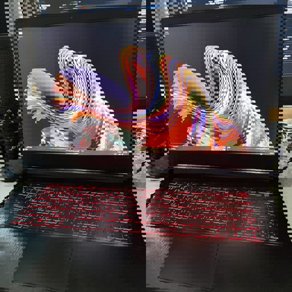 Игровой ноутбук MSI