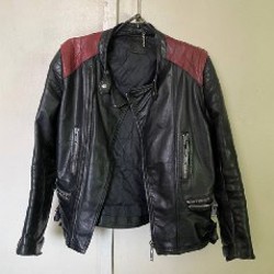 Жилетка женская бордовая - фото 1