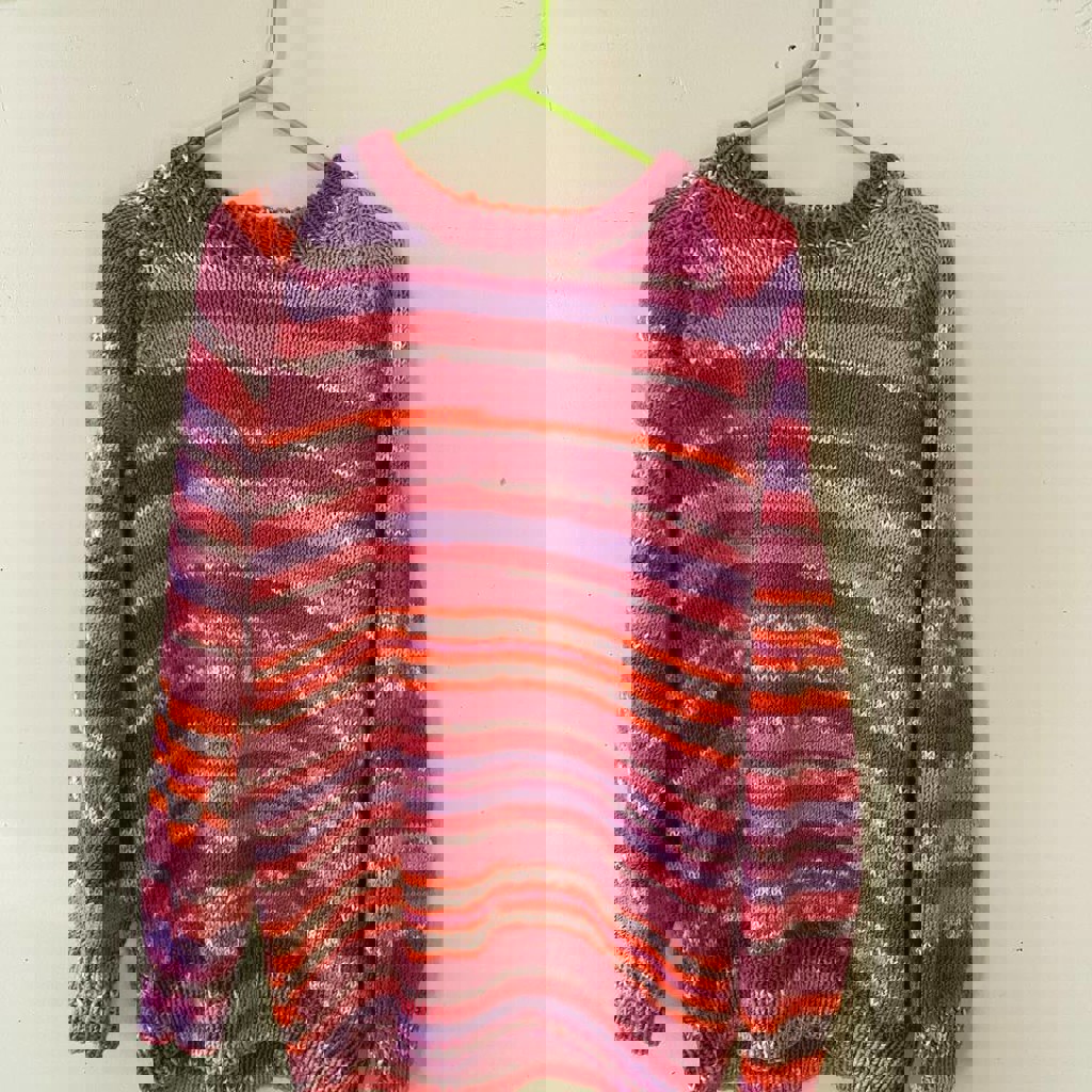 Мягкий шерстяной свитер