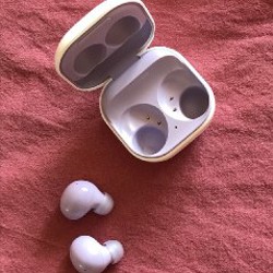 Samsung Galaxy Buds 2 - фото 2