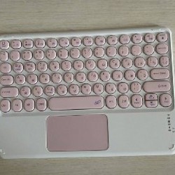 Беспроводная клавиатура - фото 1