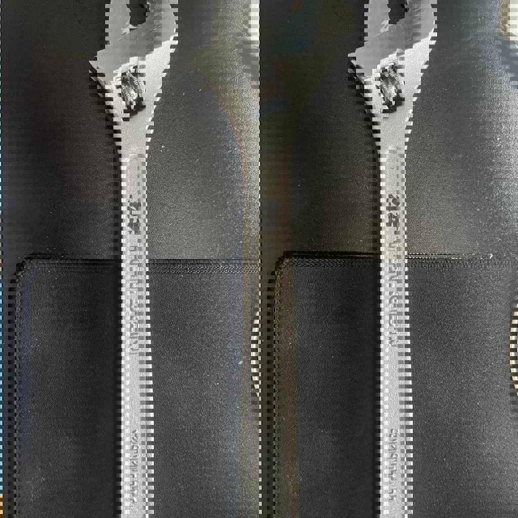 Гаечный ключ