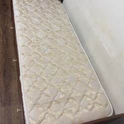 Кровать с ортопедическим матрасом - фото 2