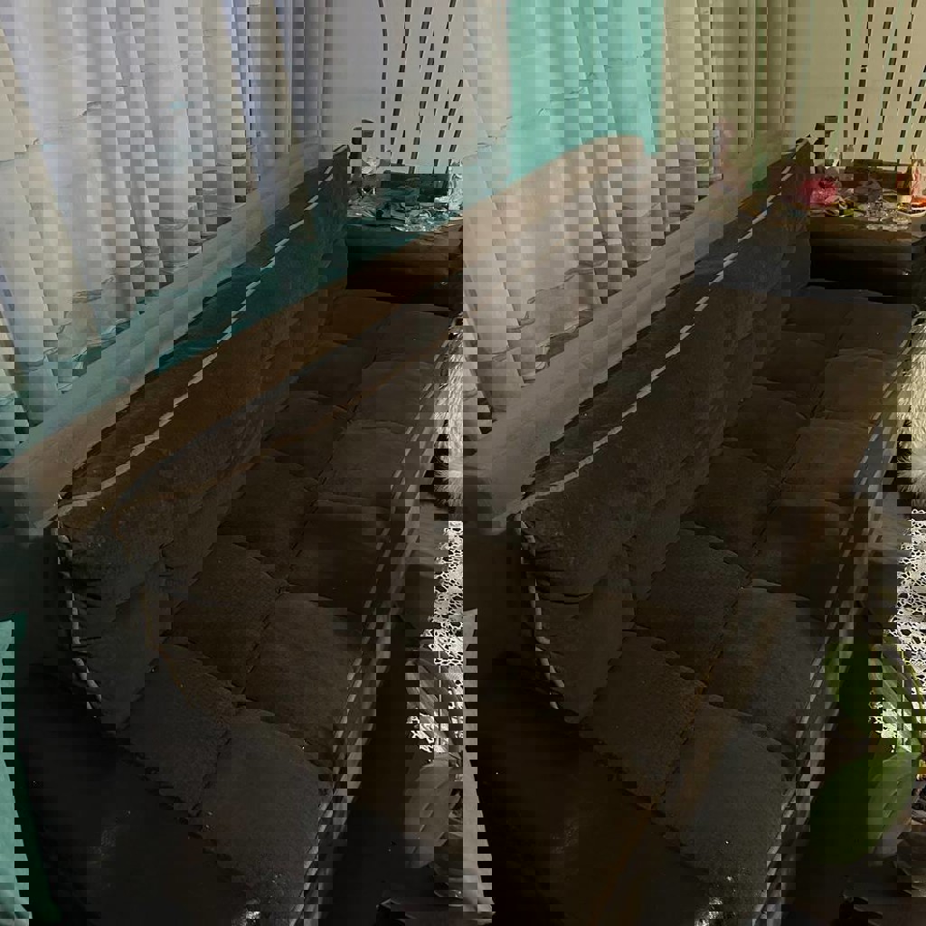 Диван и кресло б/у