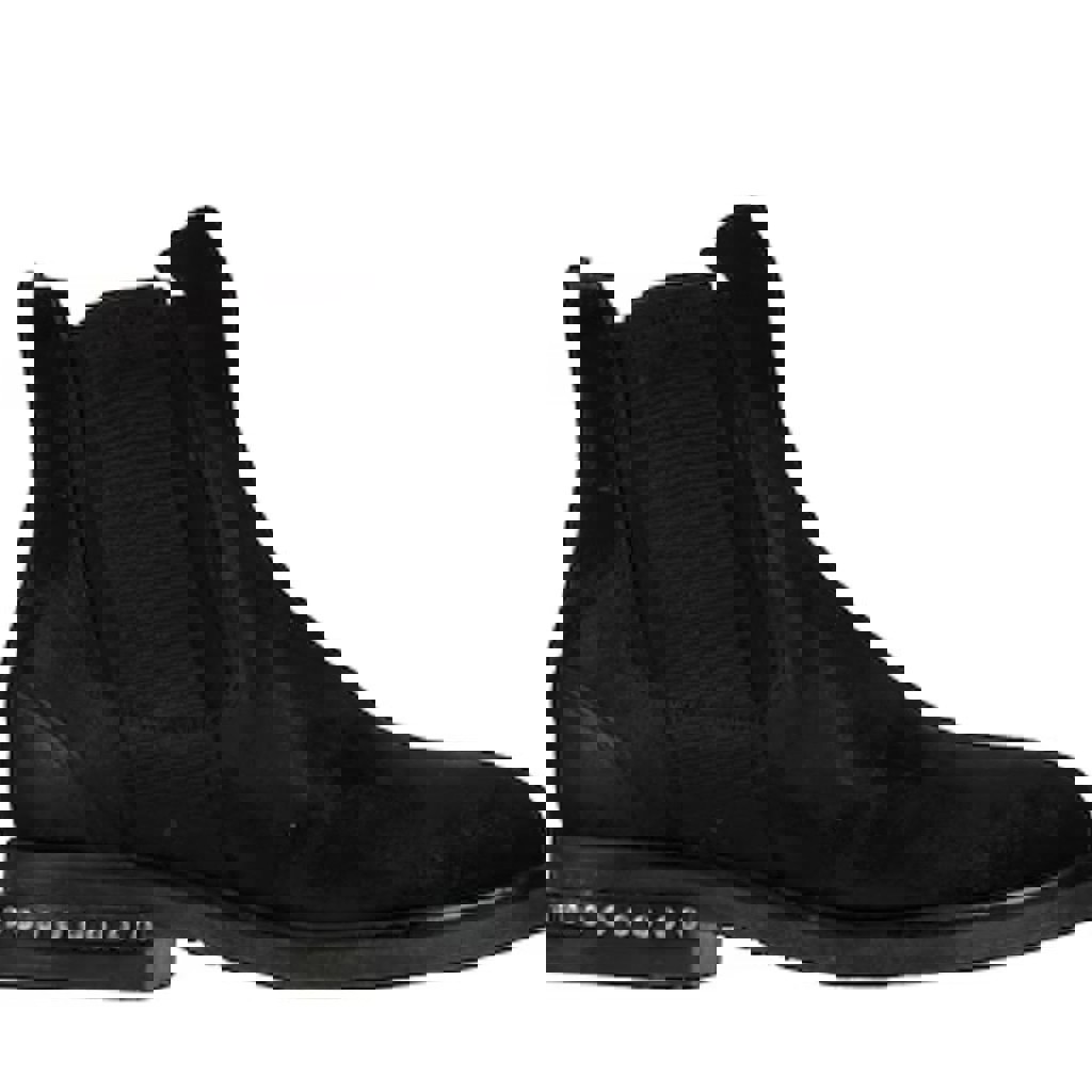 Замшевые ботинки