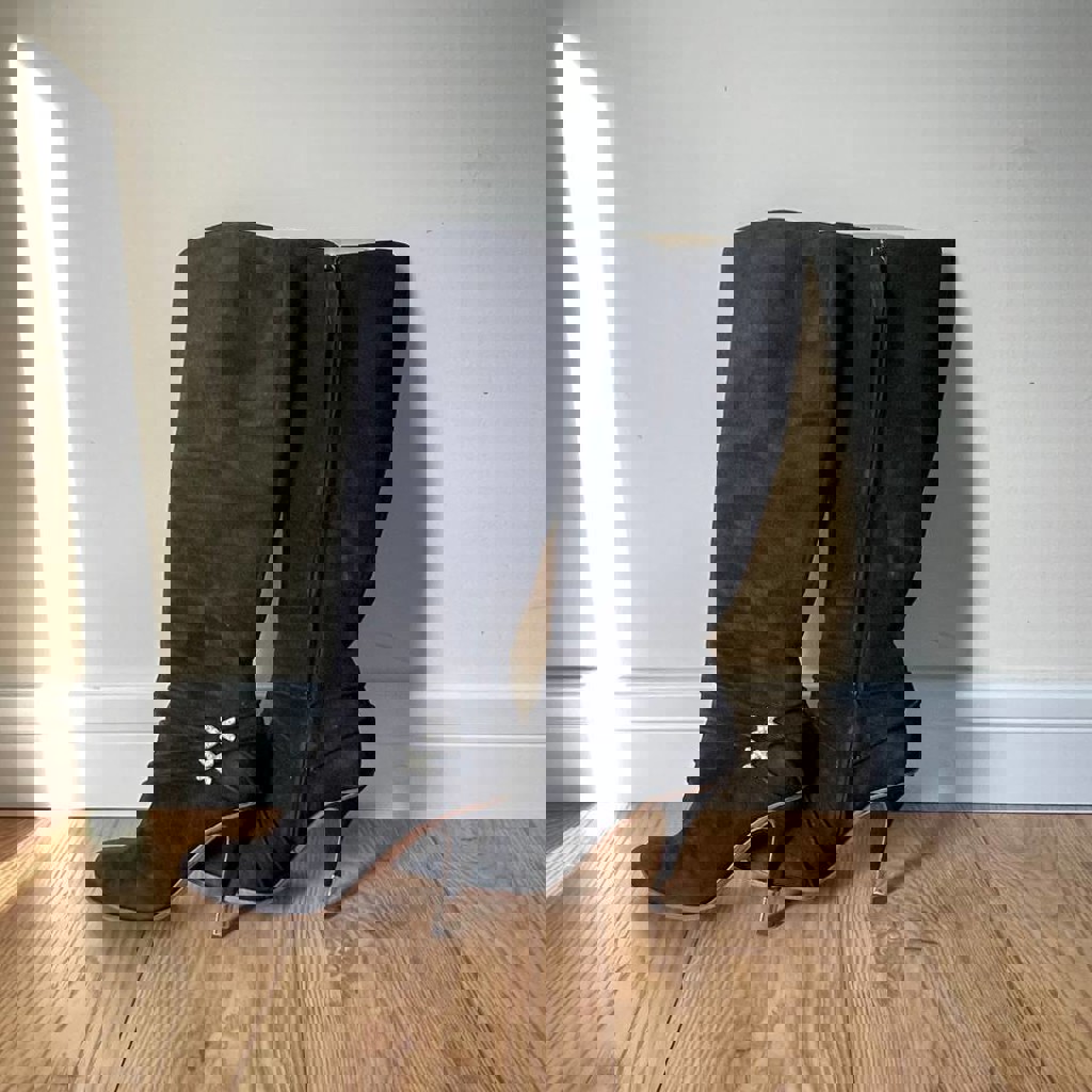 Винтажные замшевые сапоги