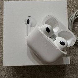 AirPods 3 поколения - фото 1