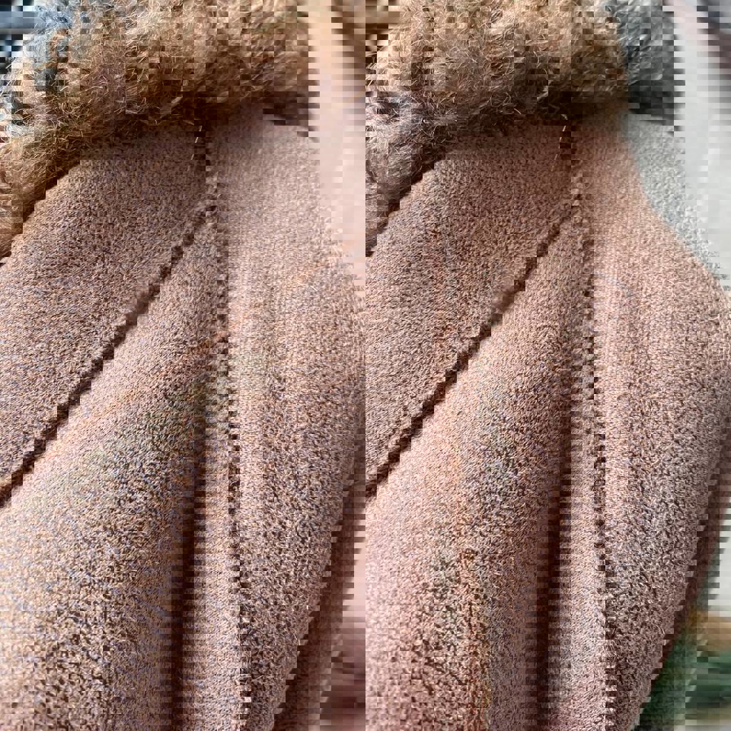 Шуба оверсайз из искусственного меха