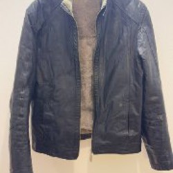 Шуба-бомбер из искусственного меха - фото 6