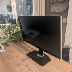 DELL UltraSharp U2713H - фото 2