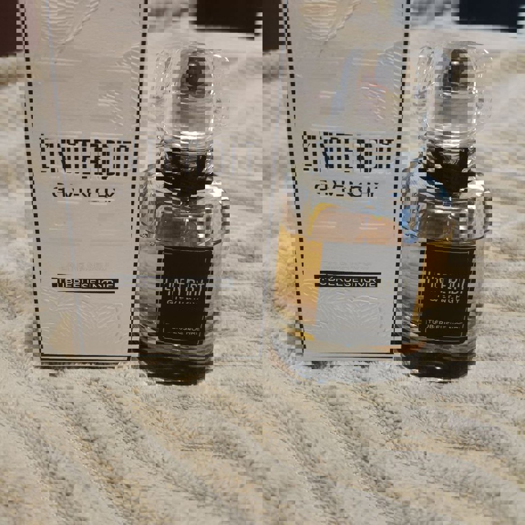 L'interdit Tubereuse Noir Givenchy