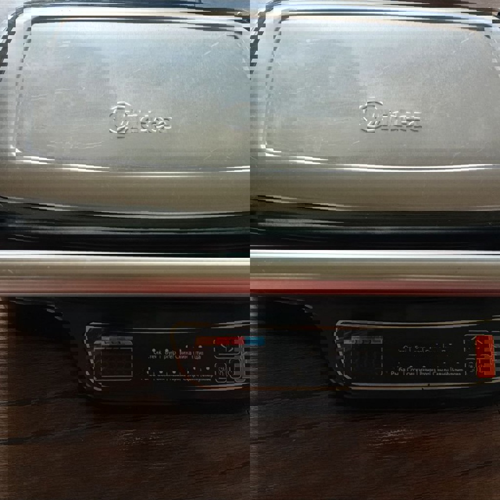 Контактный гриль Midea mgr 4500