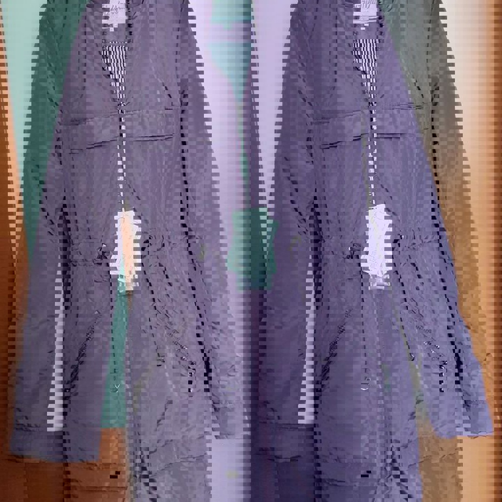 Плащ женский утеплённый