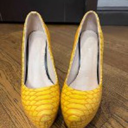 Желтые туфли - фото 2