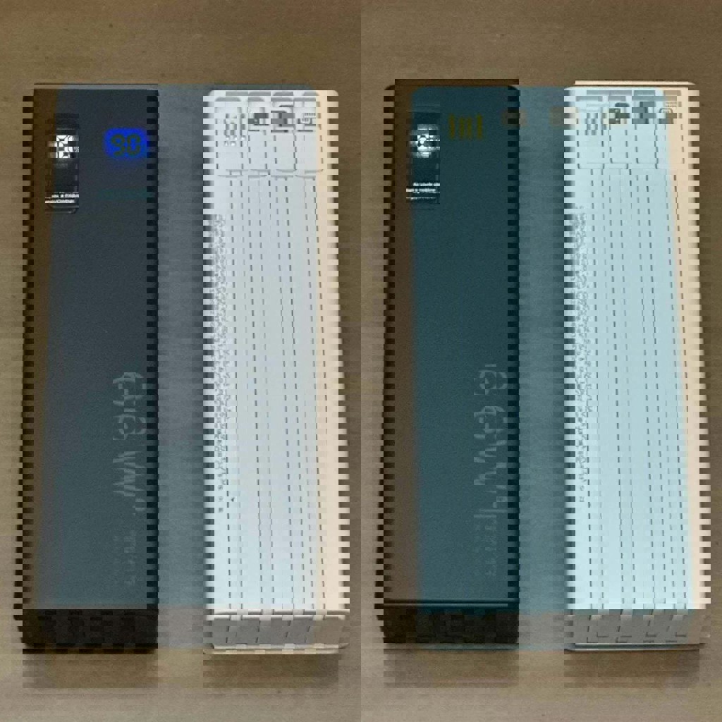 Маленький Power Bank с фонарем