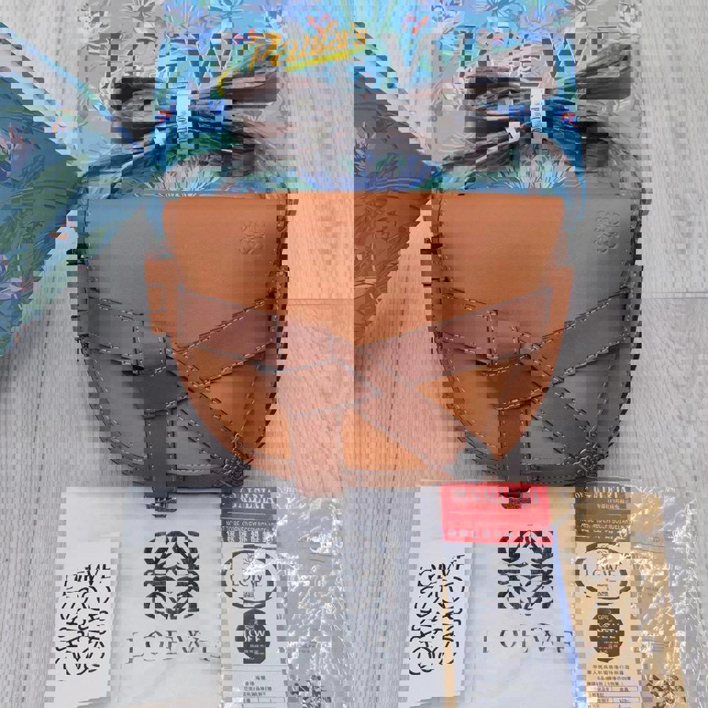 Одежда и обувь