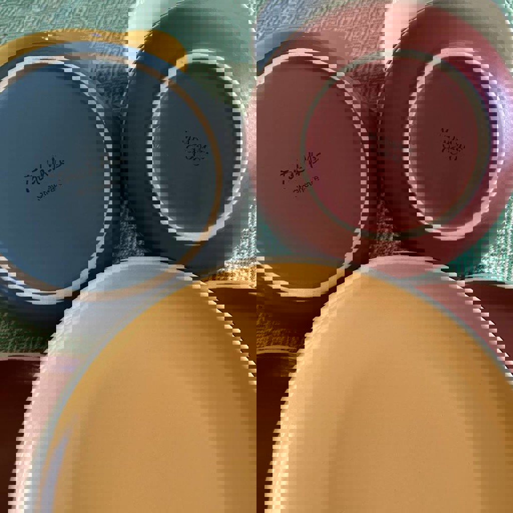 Тарелка коричневая