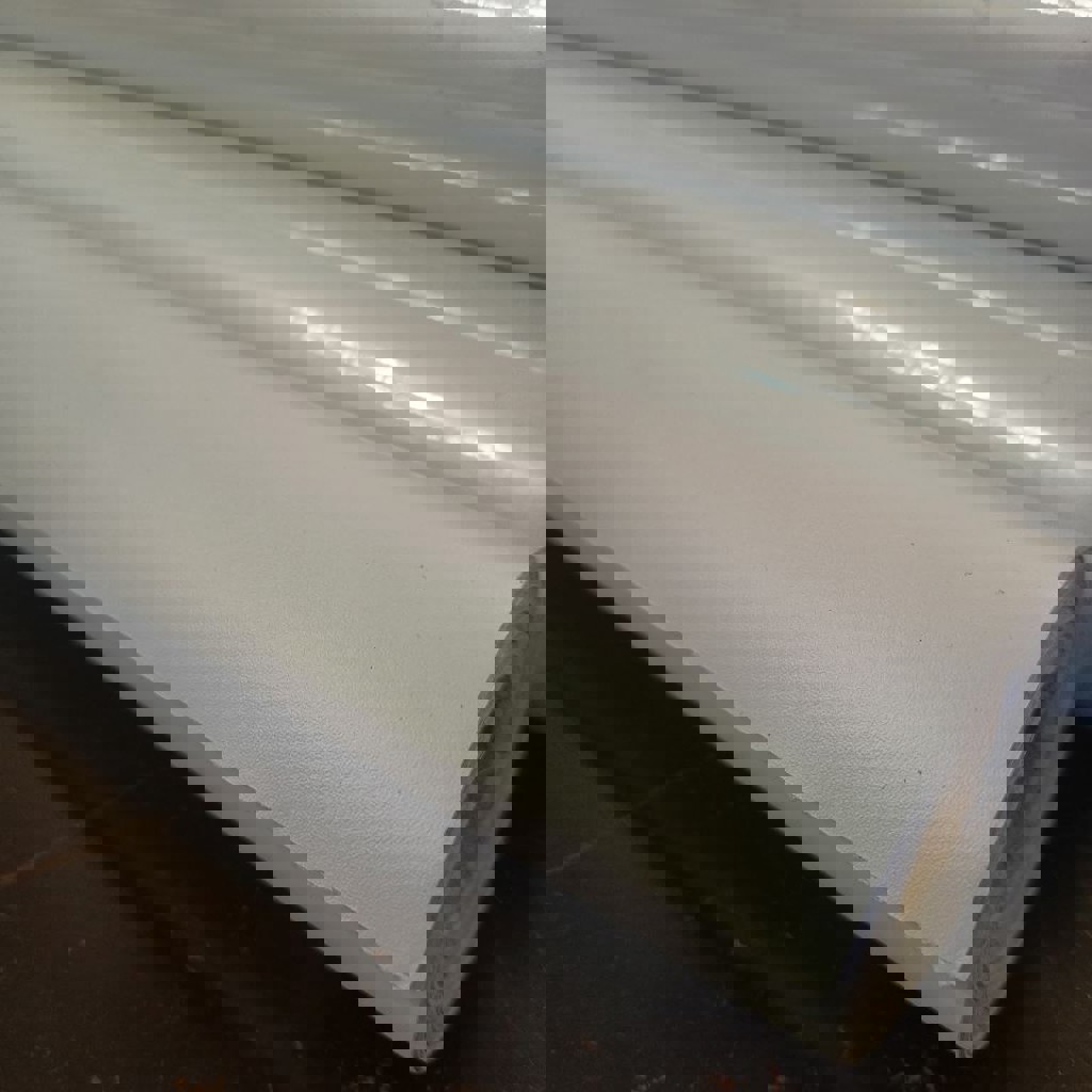 Обои самоклеющиеся белые