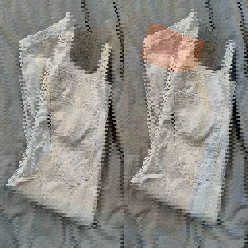 Джинсы белые Levi’s 501