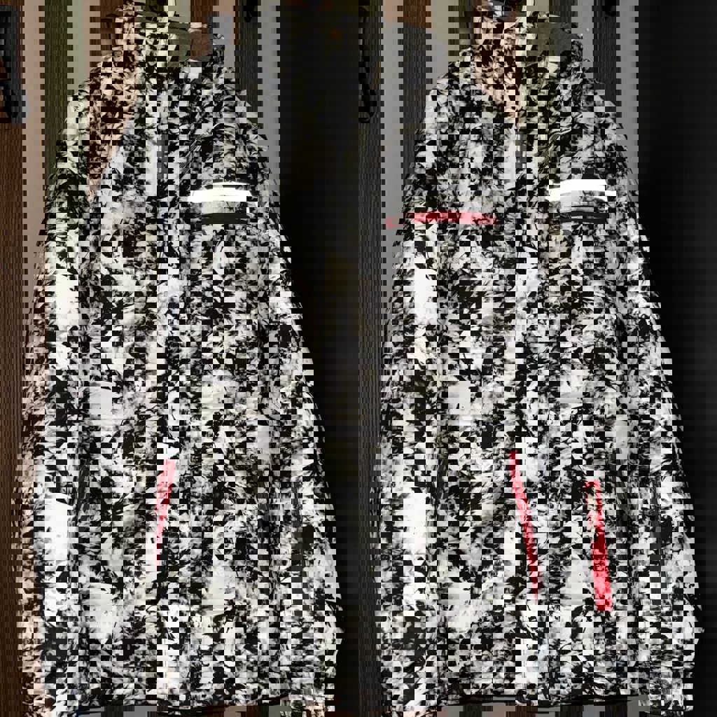 Женская лыжная куртка