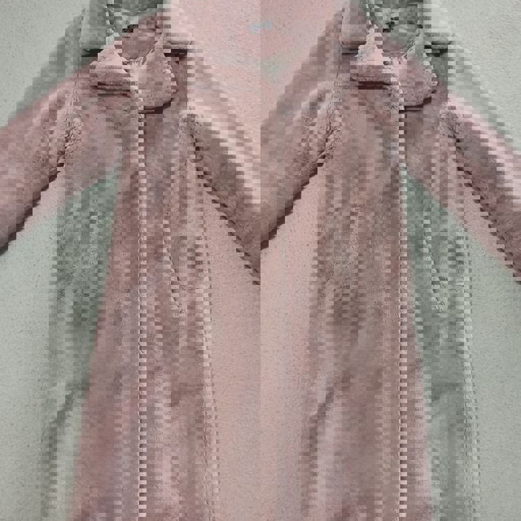 Шуба пыльно-розового цвета