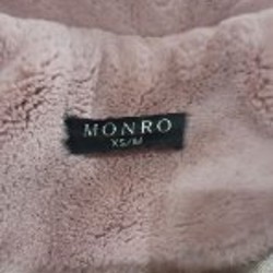 Шуба пыльно-розового цвета - фото 6