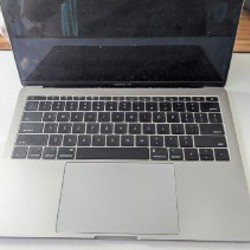 MacBook Pro 2017 - фото 5