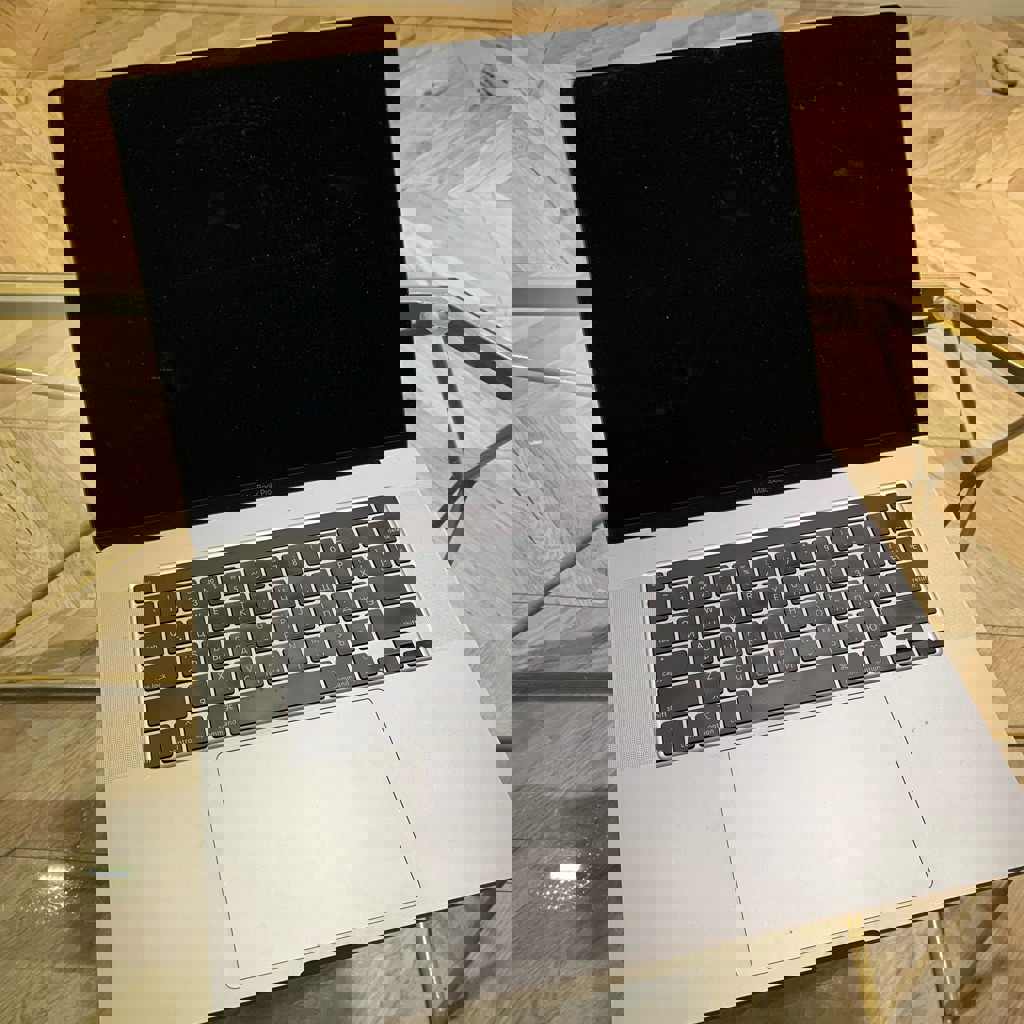 MacBook Pro 16” (2019)