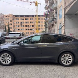 Tesla Model X - фото 4