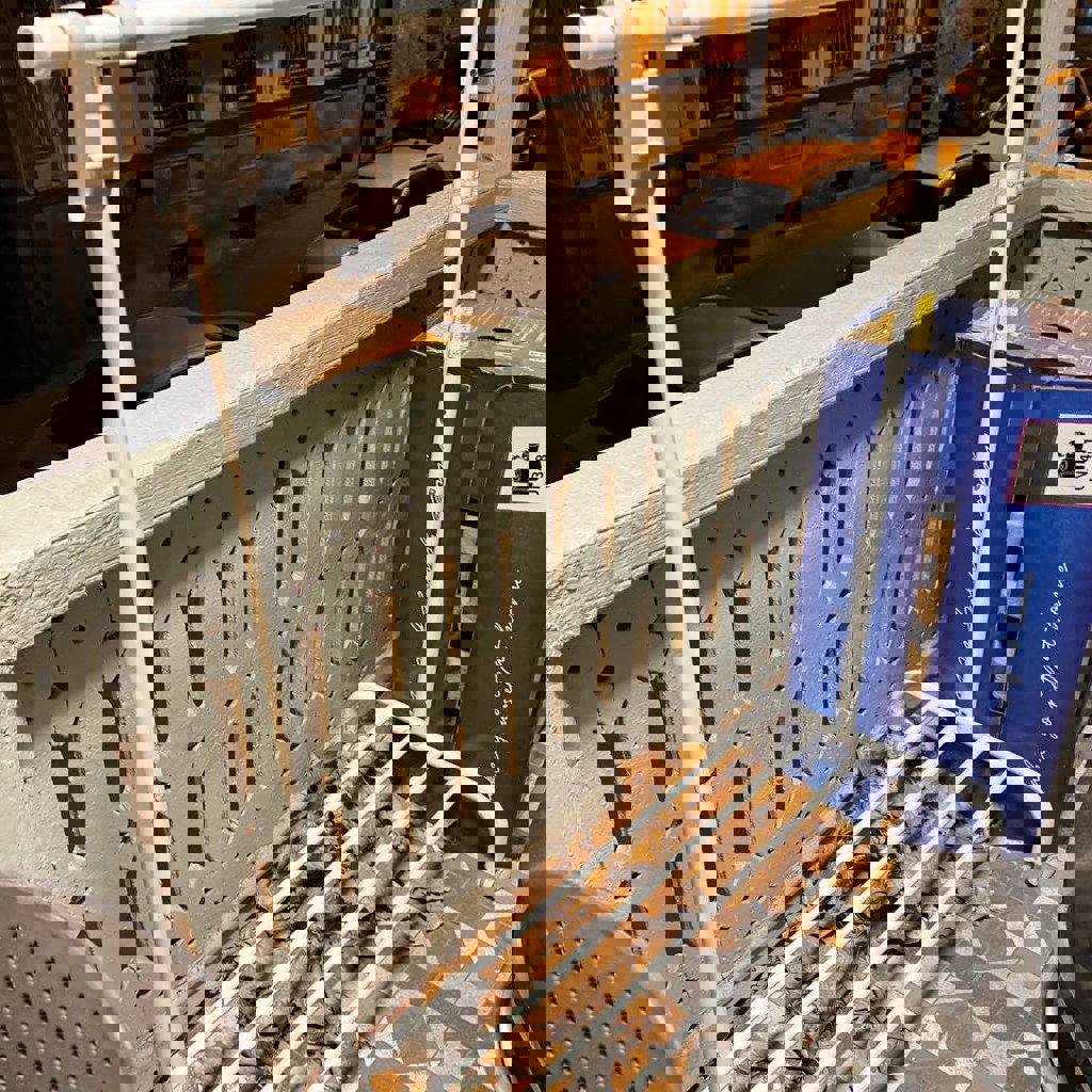 Рейл / стойка / вешалка