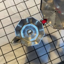 Гейзерная кофеварка Bialetti - фото 2