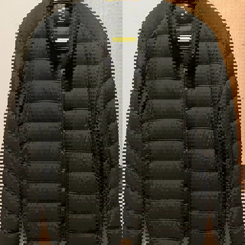 Легкий пуховик Uniqlo