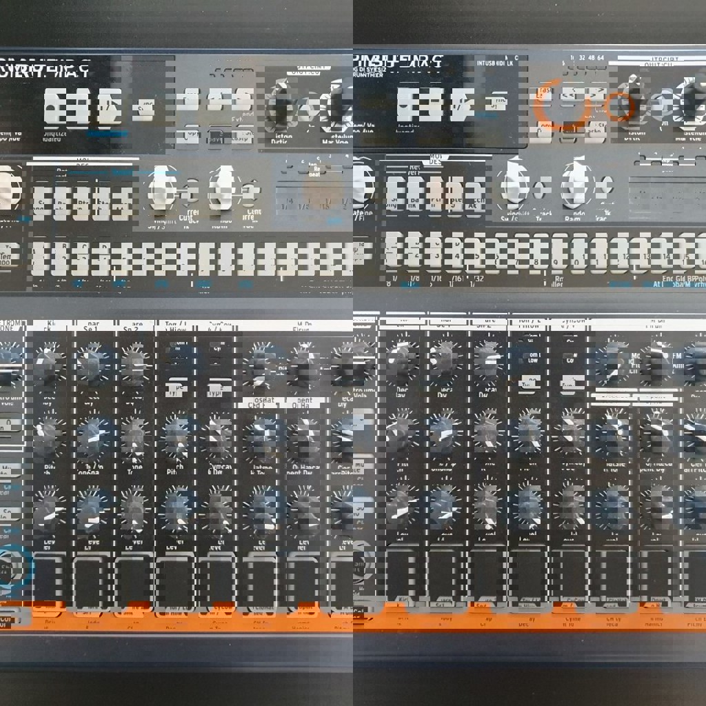 Аналоговая драм-машина Artudia Drumbrute Impact