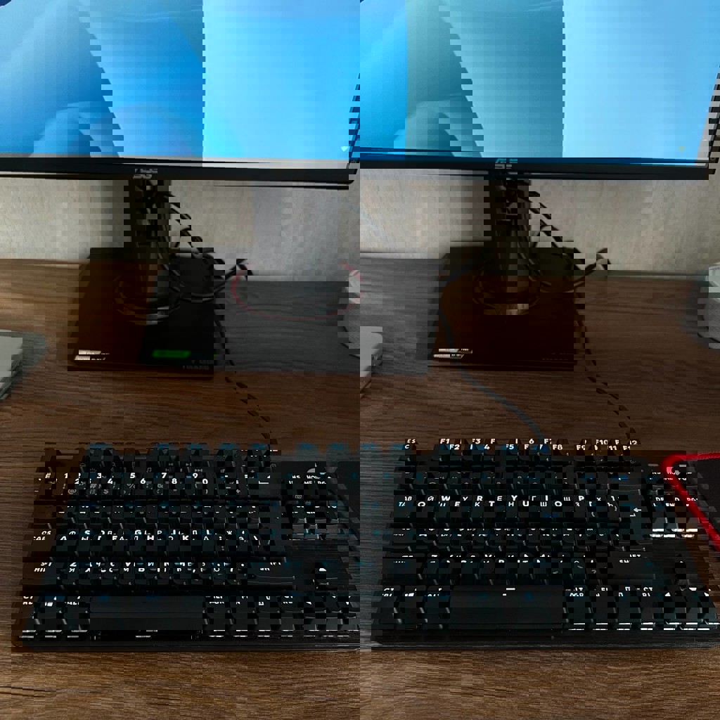 Механическая клавиатура Logitech G413 TKL SE