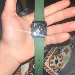 Apple Watch 7 Green Edition - фото 2