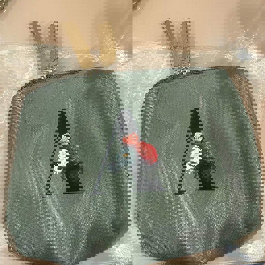 Косметичка с буквой «A»