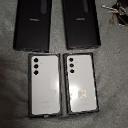 Samsung Galaxy S24 FE 8/128GB - фото 2