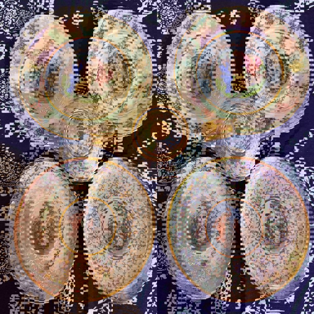 Старинный сервиз Мадоны